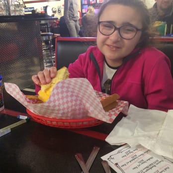 Cruiser's Cafe 66 - Kids meal grilled cheese - American Near Me - Williams, Arizona