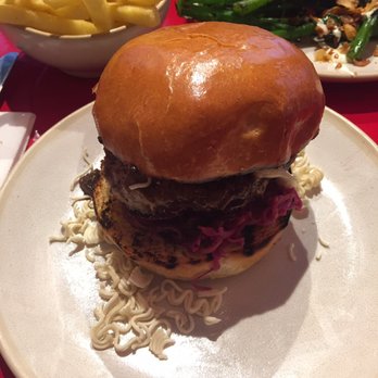 Duck & Waffle Local - Duck burger with raw ramen - Bars Near Me - London, XGL Duck & Waffle Local - Duck burger with raw ramen - Bars Near Me - London, XGL