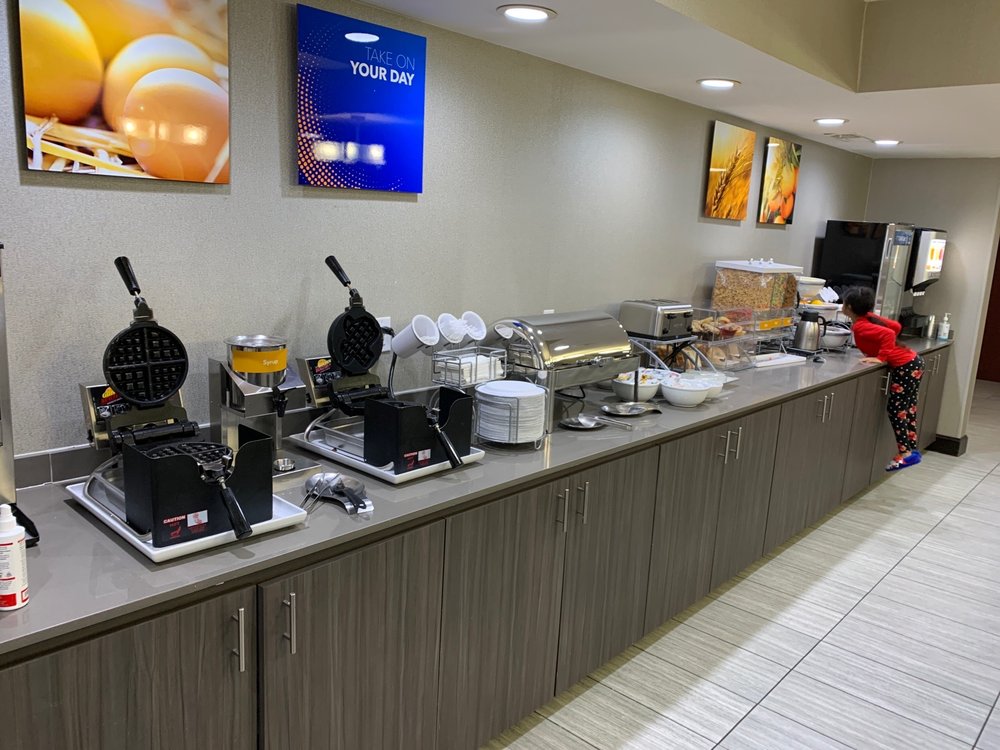 Comfort Inn & Suites Frisco - Plano