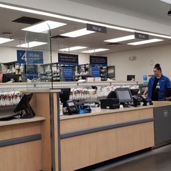 Walmart Supercenter - 2 1/2 years later and the pharmacy is unrecognizable, no more glass.