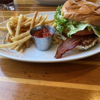 Schooners Monterey - Sword fish burger - Seafood Near Me - Monterey, California Schooners Monterey - Sword fish burger - Seafood Near Me - Monterey, California