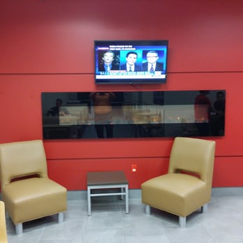 Wendy's - Flat screen TV and a fireplace are you kidding me? - Fast Food Near Me - Portland, Oregon Wendy's - Flat screen TV and a fireplace are you kidding me? - Fast Food Near Me - Portland, Oregon