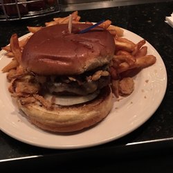 Mahogany Sports Bar - Pittsburger