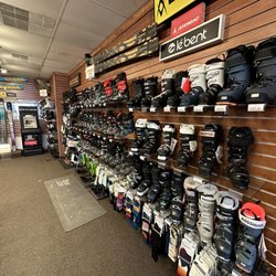 Ski N See - Retail