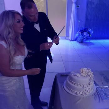 Pure Banquet Hall - Cake time - Venues & Event Spaces Near Me - Van Nuys, California Pure Banquet Hall - Cake time - Venues & Event Spaces Near Me - Van Nuys, California