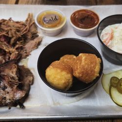 Starbrick Bbq - Brisket & Pulled Pork platter