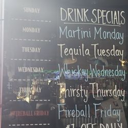 Kahale's - Daily drink specials