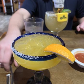 Herradura Vieja - Mango house margarita - Mexican Near Me - Chelmsford, Massachusetts