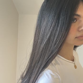 Salon Simis - Long layers and blowout - Hair Extensions Near Me - Fairfax, Virginia