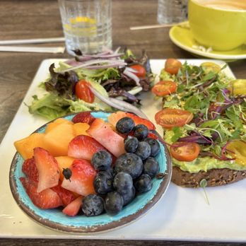 AmeriBrunch Cafe - Avocado toast with salad and fruit - Breakfast & Brunch Near Me - Las Vegas, Nevada AmeriBrunch Cafe - Avocado toast with salad and fruit - Breakfast & Brunch Near Me - Las Vegas, Nevada