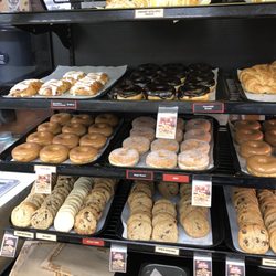 ARCO - My day starts frm here with fresh donuts,breakfast and coffee...