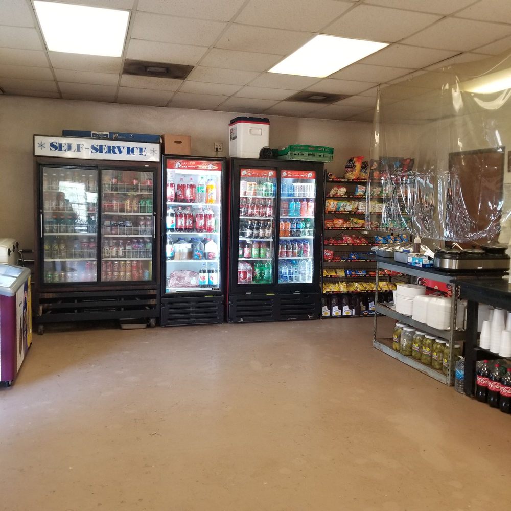 Davis Grocery and Bar-B-Q - Grab a cool one - Barbeque Near Me - Taylor, Texas Davis Grocery and Bar-B-Q - Grab a cool one - Barbeque Near Me - Taylor, Texas