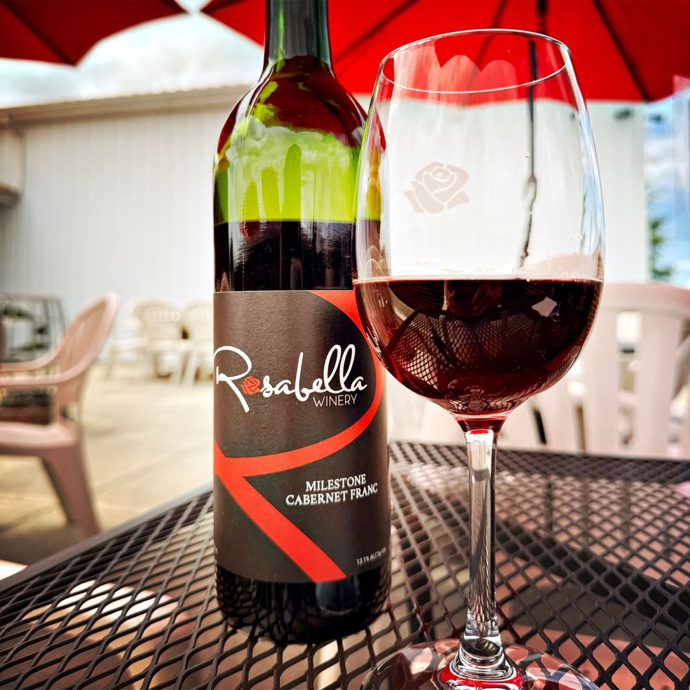 Rosabella Winery Logo