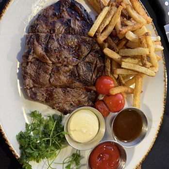 The Lick - Steak Frite - American Near Me - Charleston, South Carolina