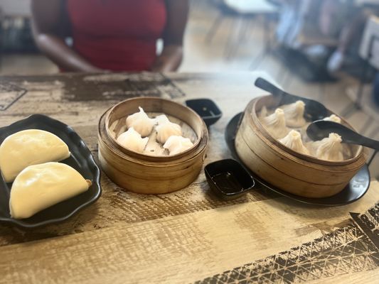 Dumpling House by null