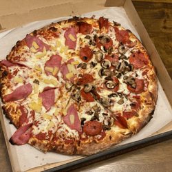 Rafael's Pizza - Medium 1/2 Canadian Ham/Pineapple & 1/2 Pepperoni/Mushroom
