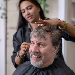Shreeta Salon & Spa - Men's Haircut