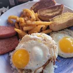 Rooster's Cafe - Puerto Rican breakfast