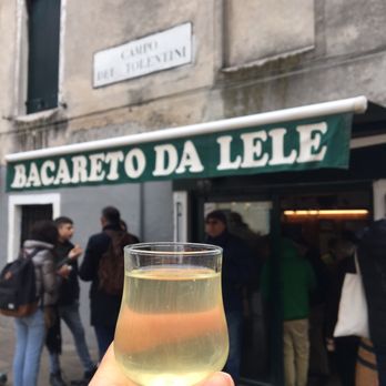 Bacareto Da Lele - Glera - Wine Bars Near Me - Venezia, VE Bacareto Da Lele - Glera - Wine Bars Near Me - Venezia, VE