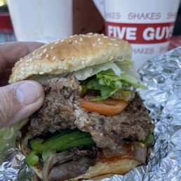 Little Hamburger with everything plus added green pepper