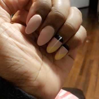 Quality Nails & Spa - Better than the original picture. By Mimi. - Nail Salons Near Me - Long Beach, California