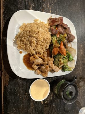 Yoiyoi Steak House and Sushi by null