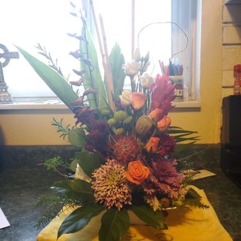 Mossholder's Floral - Sympathy flower arrangement. - Florists Near Me - Arvada, Colorado