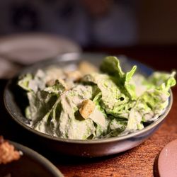 Tommy Bahama - Dinner Baby Gem Caesar