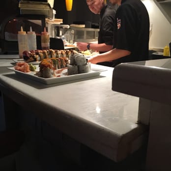 Friends Sushi - Good service, great sushi, okay kitchen food. - Sushi Bars Near Me - Chicago, Illinois