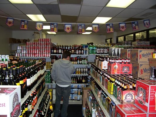 Andersonville Wine & Spirits by null
