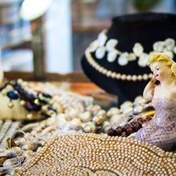 Bathing Beauties Beads - Hang out with the mermaids