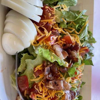 The Last Stand - Small garden salad - Burgers Near Me - Willows, California