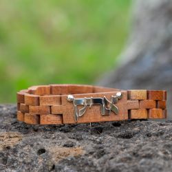 Goldsmiths Kauai - Repurposed a pre-owned gold necklace, then attached it to a bracelet for one happy customer