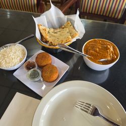 Spice Rack - Aloo Tikki Butter Chicken Garlic Naan Rice