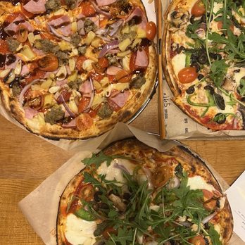 Blaze Pizza - Pizza Near Me - Los Angeles, California