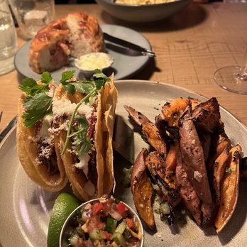 SoCal Kitchen + Bar - Barbacoa tacos - New American Near Me - Columbus, Ohio