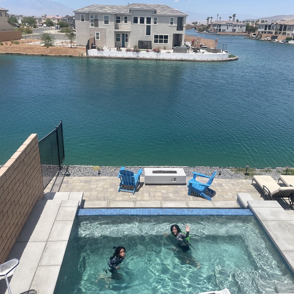 Vacanza Stays Vacation Rentals - Vacation Rentals Near Me - La Quinta, California