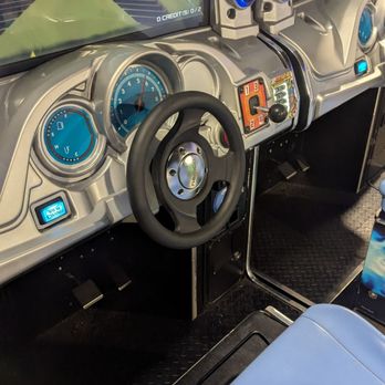 Drive - Left machine is broken out right - Go Karts Near Me - Edmonton, Alberta
