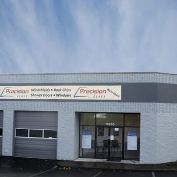 Techna Glass - Our West location is on SW 72nd Street in Tigard, 1/2 mile from the Home Depot. - Windshield Installation & Repair Near Me - Clackamas, Oregon Techna Glass - Our West location is on SW 72nd Street in Tigard, 1/2 mile from the Home Depot. - Windshield Installation & Repair Near Me - Clackamas, Oregon