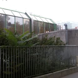 Piscine Champerret - From the street