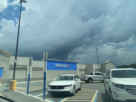 Walmart Supercenter by null