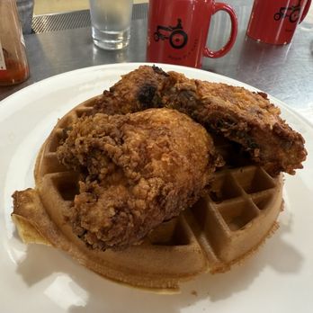 Boon Fly Cafe - Boon Fly Chicken & Waffle - American Near Me - Napa, California