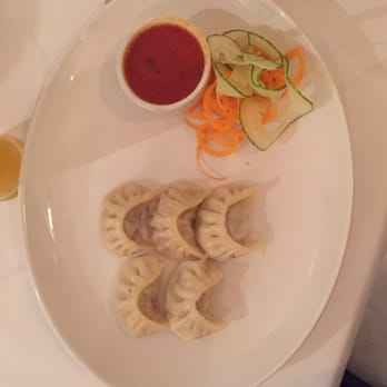 Nepal Restaurant - Shepherds Bush - Chicken Momos - Indian Near Me - London, XGL
