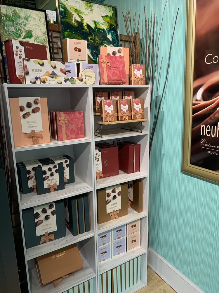 FAVOR CHOCOLATES OF FREDERICKSBURG 17 Photos & 15 Reviews 817 Caroline St, Fredericksburg