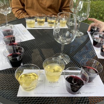The Williamsburg Winery - 2 red tastings, a white tasting, and a sampler tasting - Hotels Near Me - Williamsburg, Virginia The Williamsburg Winery - 2 red tastings, a white tasting, and a sampler tasting - Hotels Near Me - Williamsburg, Virginia