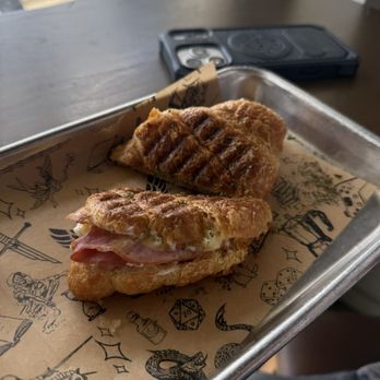 Fable Coffee - Ham & Cheese croissant sandwich - Coffee & Tea Near Me - Orlando, Florida