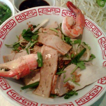 Da-Lat - Hu Tieu Da Lat - Clear Noodle Soup, dry, with broth on the side - Vietnamese Near Me - San Jose, California