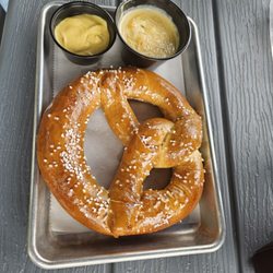 Counter Balance - Pretzel
