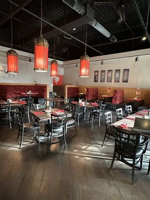 PL8 Restaurant by null