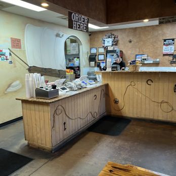 Chuckwagon BBQ & Burgers - Order desk - Barbeque Near Me - Katy, Texas Chuckwagon BBQ & Burgers - Order desk - Barbeque Near Me - Katy, Texas